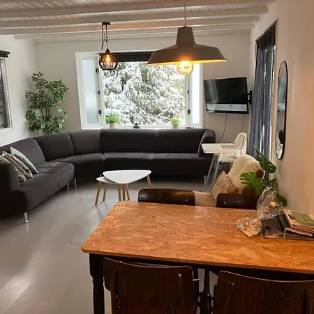 Σπίτι διακοπών Cozy With Wood Stove And Veranda *