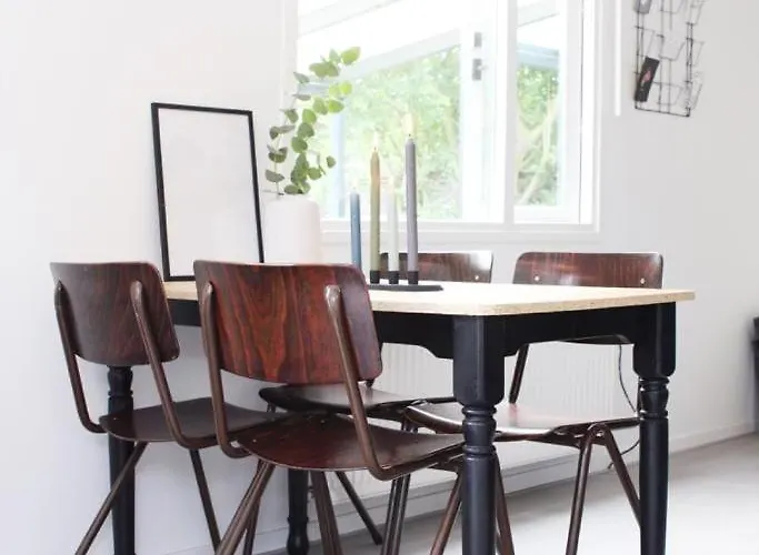 Cozy With Wood Stove And Veranda * Putten