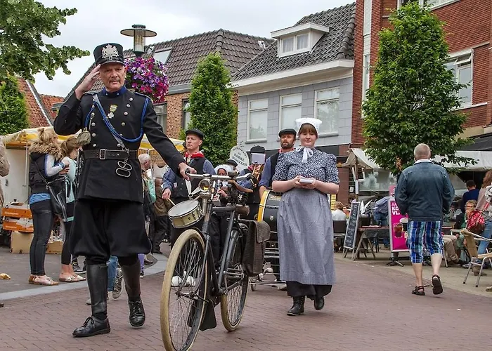 Cozy With Wood Stove And Veranda Putten