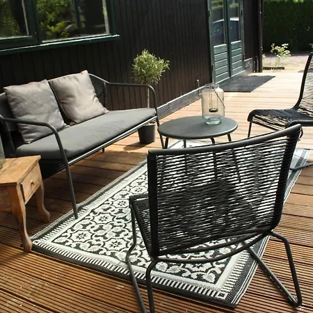 Cozy With Wood Stove And Veranda * Putten