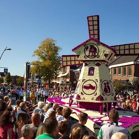 Tatil Evi Cozy With Wood Stove And Veranda Putten