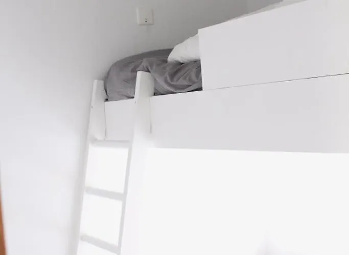 Semesterbostad Cozy With Wood Stove And Veranda *